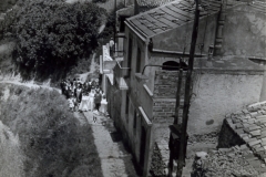 img034
