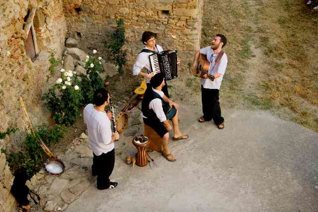 radici_memoria2007040